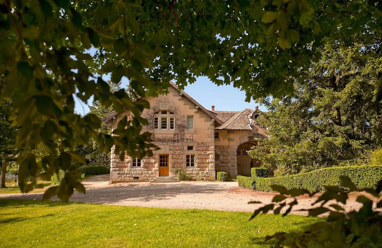 Chateau De Joyeux - Gites 0*,